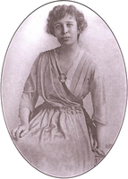 Carrie Holmes MacGillivray thumbnail