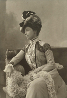 Julia Henshaw thumbnail